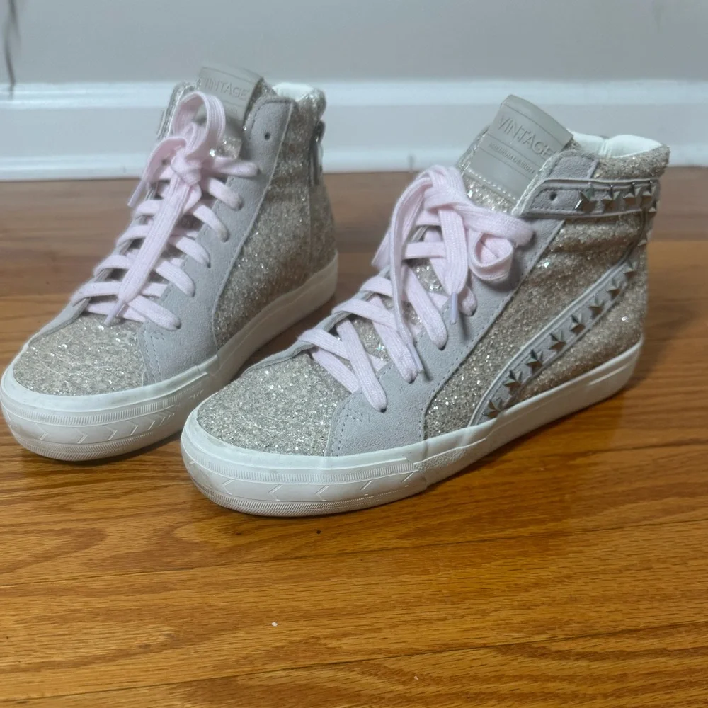 Vintage Havana Hailey High Washed Glitter Sneakers with Star Studs & Pink Laces - Picture 5 of 8